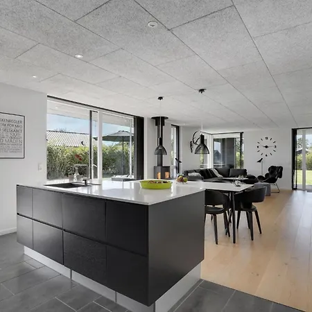 Gorgeous Home In Hemmet With Sauna * Hemmet