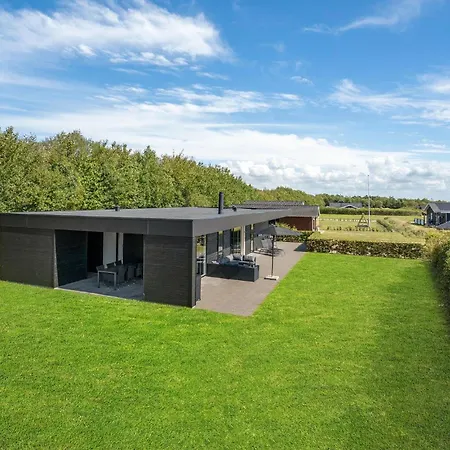 別荘 Three-bedroom In *