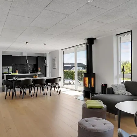 Three-bedroom In 別荘