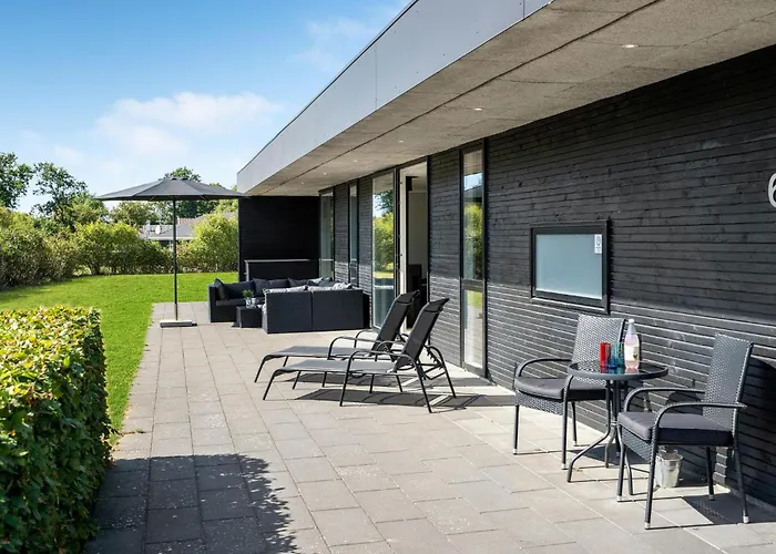 Three-bedroom In * Hemmet